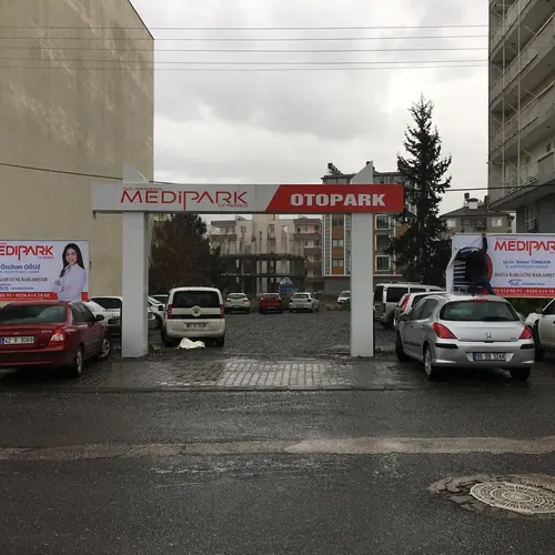 Otopark yönlendirme tabelası — Güneş Reklam İskenderun